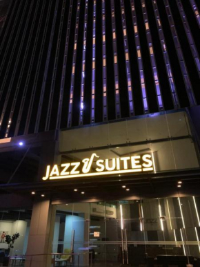 Jazz Service Suites 2 bedroom 35-1 by Yen's Sojourn
